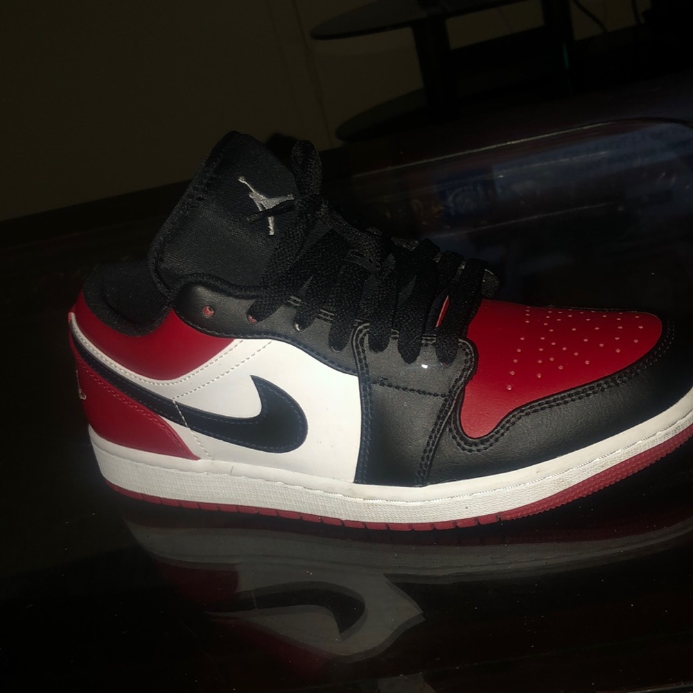 2021
Air Jordan 1 Low 'Bred Toe